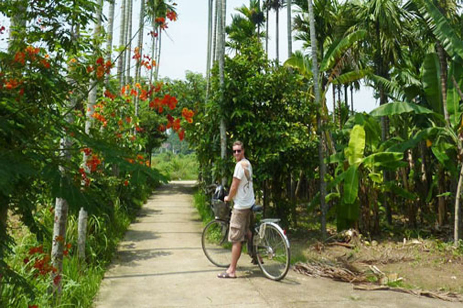 hoi an biking tour