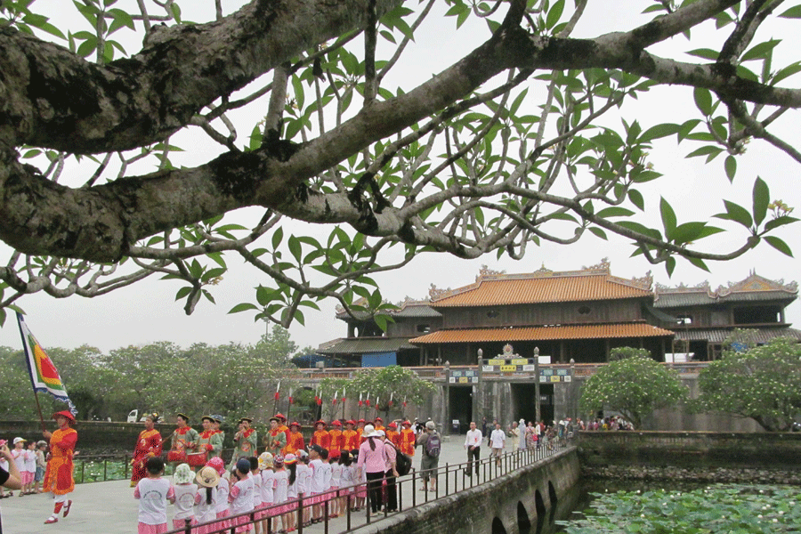 hue city tour