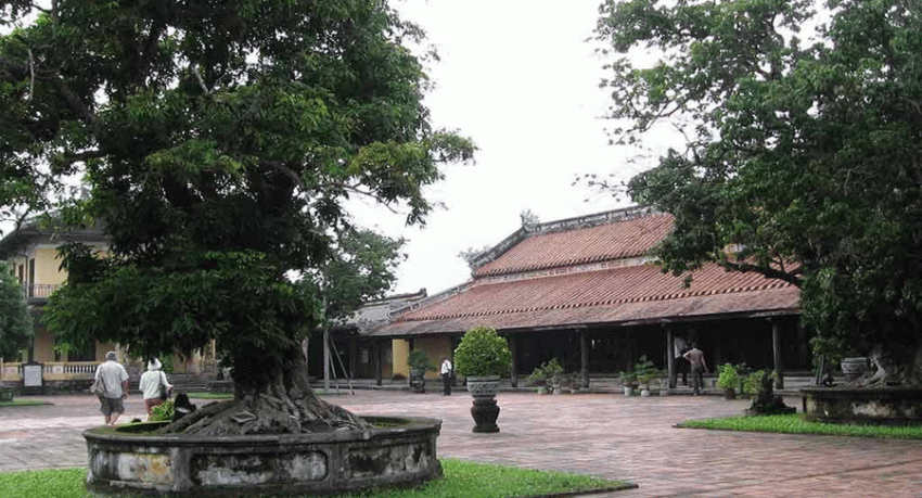 hue city tour