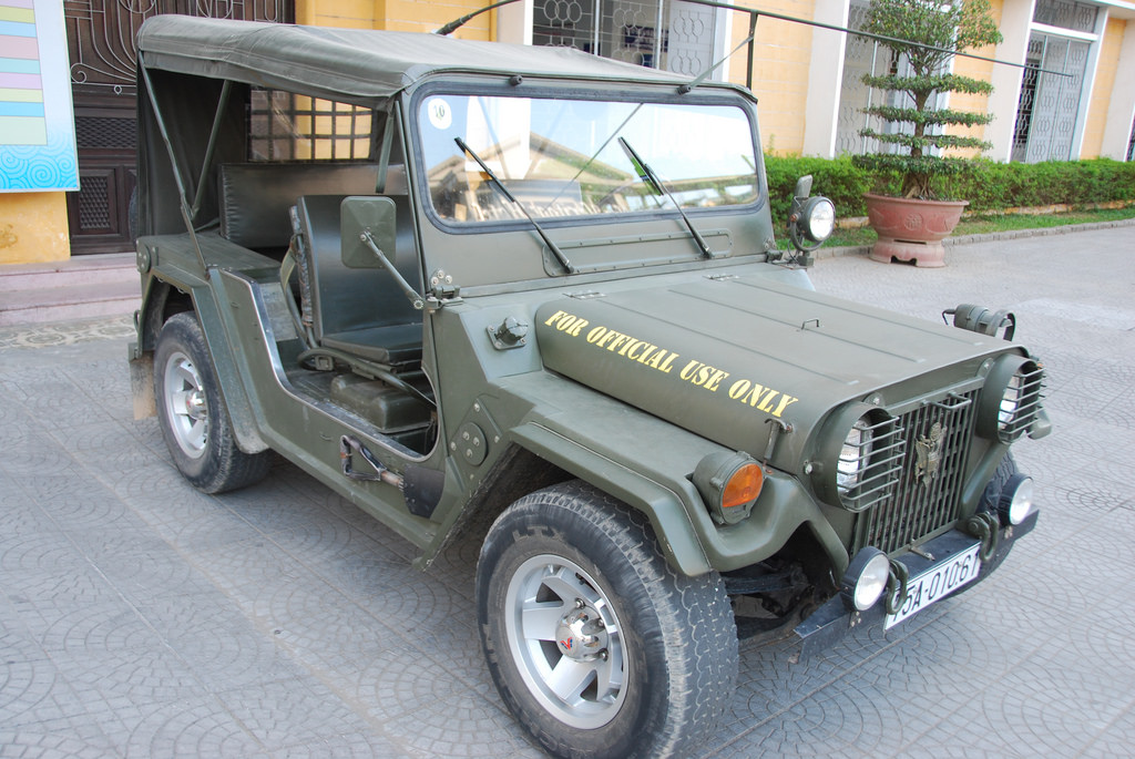 jeep tour to phong nha cave