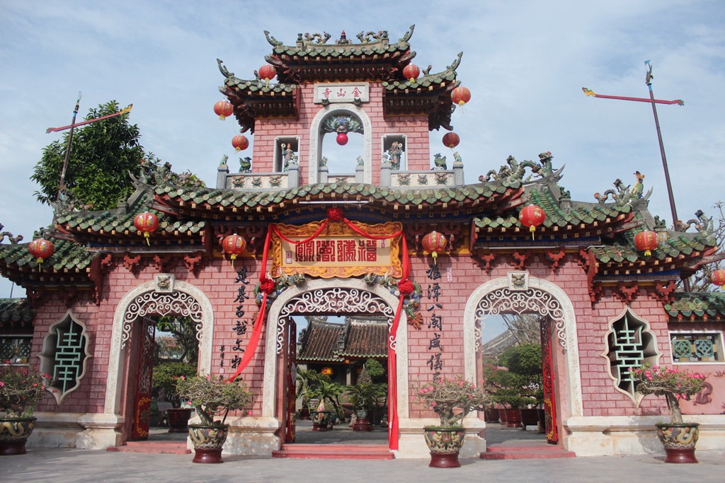 central vietnam shore excursions