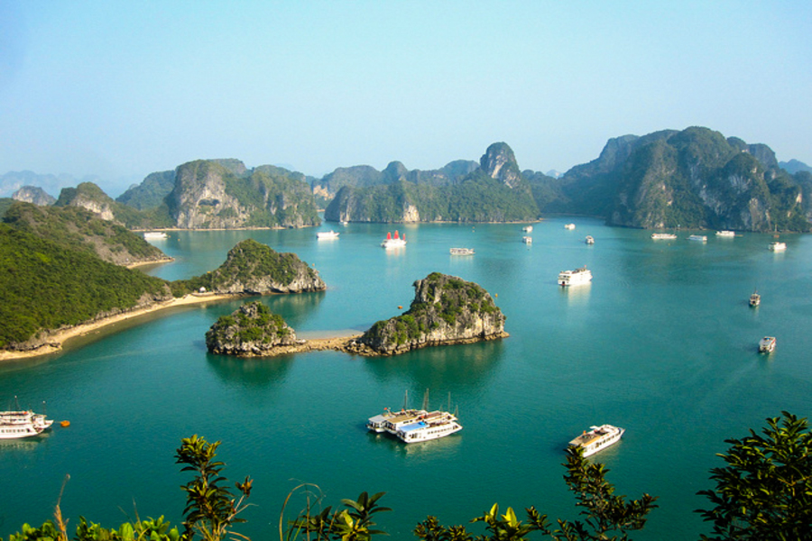 vietnam cruise ship tours